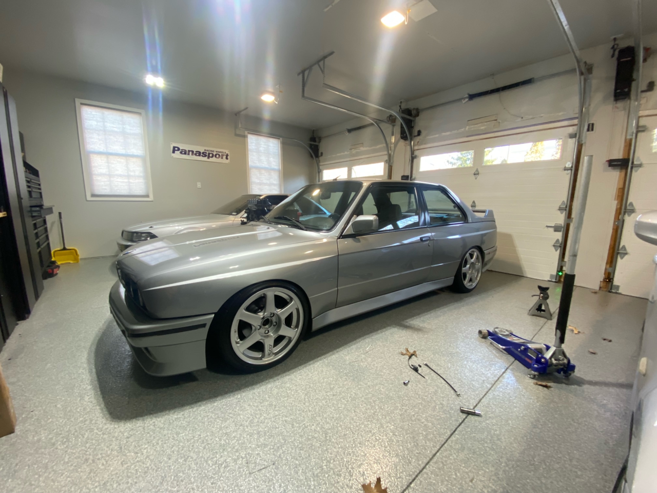 BMW M3 E30 - Image 2